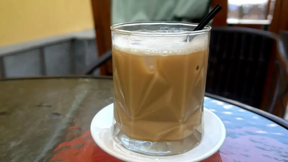 Cómo el té y el café bloquean la absorción de hierro en el cuerpo